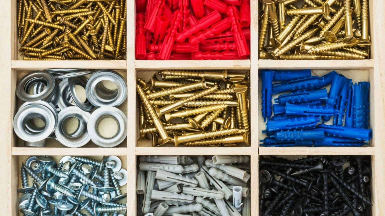 What is a size 14 screw? Soccer Agency